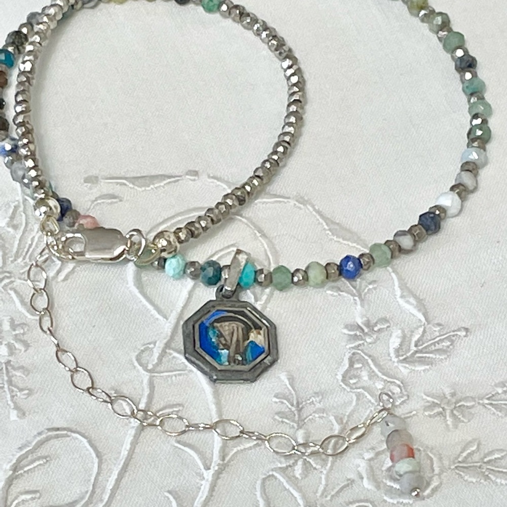 Mixed faceted gemstones with silver nugget necklace